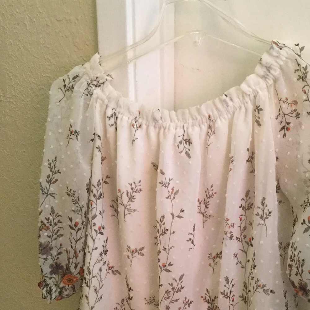 FANCY  FLORAL BLOUSE